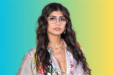 Mia khaLifa XvideoS sajikan paket mingguan chip informasi serang mendadak selanjutnya cek jumlah video vlog filter resonance xvideos 2019 terkini image 1