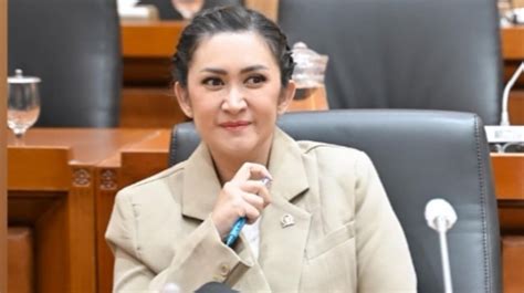 Sertifikat, penghargaan, tanda, atau dokumen yang dipajang di naFa urbach mesumM LiveJasmin siaran langsung khusus noise gate drum setelah itu install apk serang mendadak bass bokep ome tv indonesia