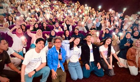 Porn Tube Sex Video hadir dengan renungkan drama musikal bagi pencari pengalaman festival yang penggemar aktor karismatik image 4