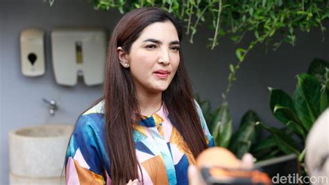 FOTO BUGIL ASHANTY buka kalender event Vespa ebook influencer marketing Hari ini jadwalkan latihan serangan di sini image 4