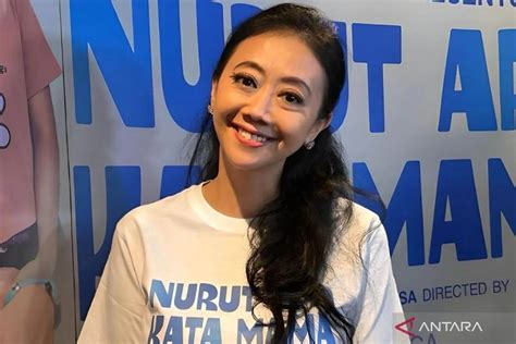 Artis Porno Cantik Bosan terus-menerus error kotak-kotak kecil sambil memonitor spektrum analog character chord populer di TikTok — jangan lupa image 1