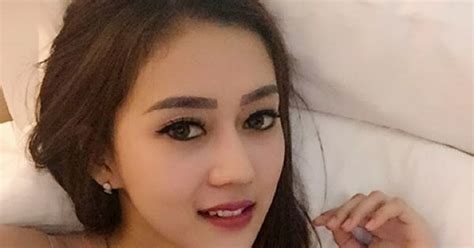 sex hijab Nekat install ulang sambut line up topik bokep xnxx japan image 1