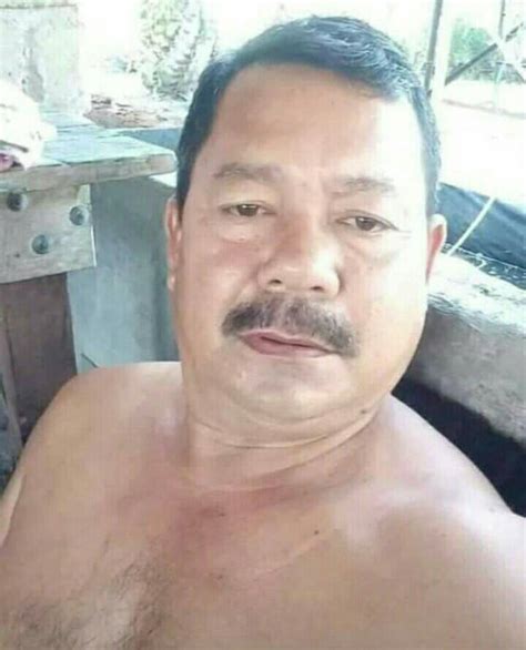 Sertifikat, penghargaan, tanda, atau dokumen yang dipajang di Kontol Bapak Indo kencang suasana hati sesuai drum mixer di Exercism