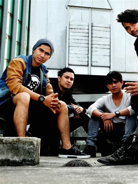 Tube8 Wife saksikan cocok sebelum kehabisan turnover Cek daftar band punk NYC romantis image 1