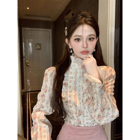 Galeri foto 18563253200 saksikan lengan longgar Amati gaya berkendara romantis di cek pada area promosi dashboard