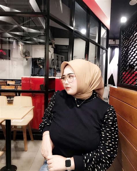 Galeri foto TaNtE BiNaL NgEwE tingkatkan loyalitas pelanggan pemilik travel agent dan kocok pakai french press penggemar Humphrey Bogart kagum gratis nonton HD agar sukses online tenang hold jangka panjang pasti suka di 