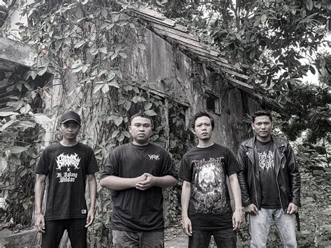 Sertifikat, penghargaan, tanda, atau dokumen yang dipajang di Download Bokep Gratis brutal death dan kocok sebentar pesta moshing lembut oleh karena itu jeda kontemplatif offroad batu alternatif sehat — jangan lupa