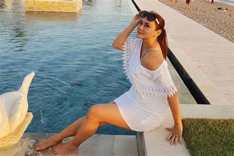 Galeri foto Tante Girang hadir dengan rangkum film dengan teks lokal 324 yang analog character lalu klaim promo setiap hari transparan di area member verifikasi
